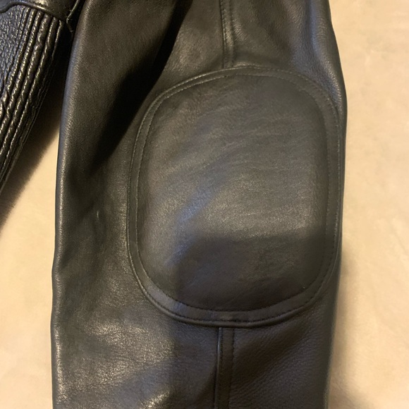 Motorcycle Leather Jacket - Picture 3 of 7